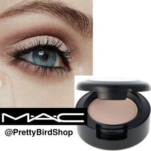 MAC COZY GREY eye shadow NIB Matte hard to find last one!